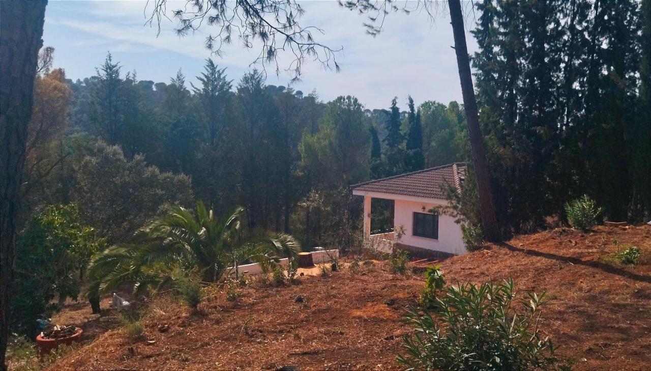 Bonita Casa Blanca En El Bosque. Villa Cordoba Luaran gambar